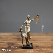 Load image into Gallery viewer, Rome soldiers Statue